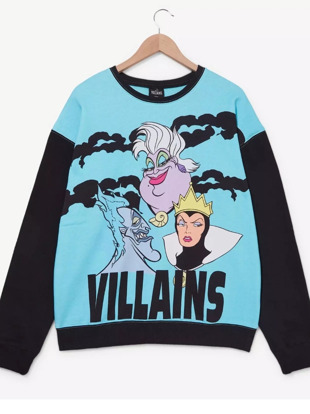 BoxLunch Disney Villains Crewneck Size M Sweatshirt 2969-
